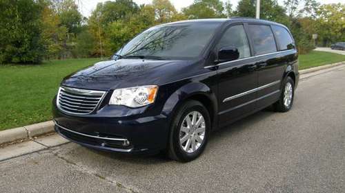 2013 Chrysler Town&Country Touring Leather+Dvd Backup Cam 59000 Miles for sale in West Allis/Milwaukee, WI
