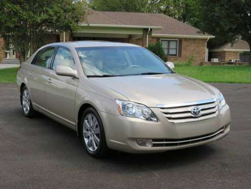 2005 TOYOTA AVALON XLS - cars & trucks - by dealer - vehicle... for sale in Sevierville, TN