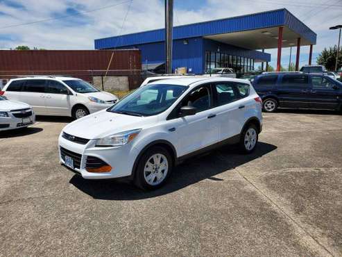 2015 Ford Escape S - 30 mpg - Extra Clean - Bluetooth - cars & for sale in Ace Auto Sales - Albany, Or, OR