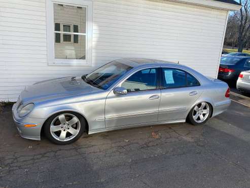 2004 Mercedes Benz e320 - cars & trucks - by dealer - vehicle... for sale in South Windsor, CT