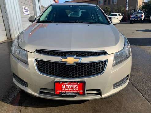 2014 Chevrolet Cruze 1LT Auto 4dr Sedan w/1SD - cars & trucks - by... for sale in milwaukee, WI