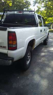 2004 gmc sierra 2500hd - cars & trucks - by owner - vehicle... for sale in North Grosvenordale, MA
