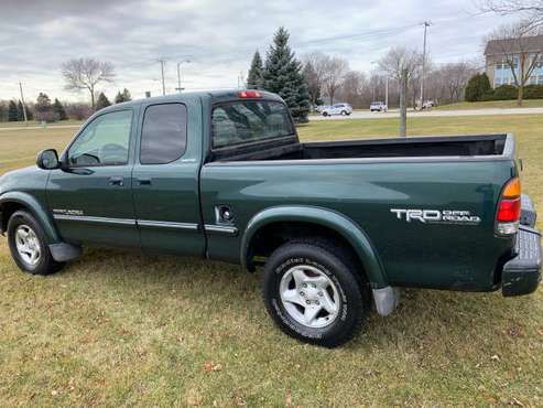 2001 Toyota Tundra SR5...4x4 - cars & trucks - by owner - vehicle... for sale in milwaukee, WI