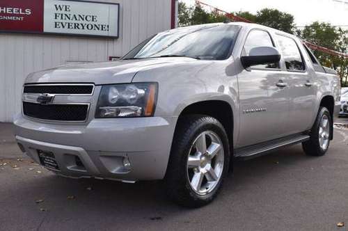 🔥 2008 Chevy Avalanche LTZ! GUARANTEED CREDIT APPROVAL - cars &... for sale in Hastings, MN
