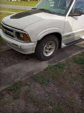 1995 S10 chevy pickup for sale in Spring Hill, FL