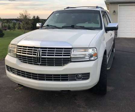 2008 Lincoln Navigator 4wd for sale in New Richmond, MN