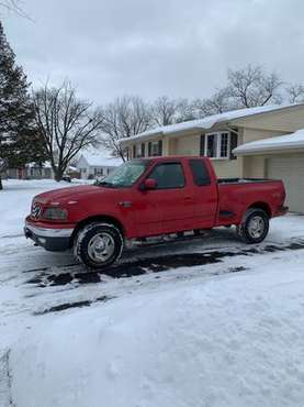 2000 Ford F-150 4X4 runs drives great low miles - - by for sale in Chicago, IL
