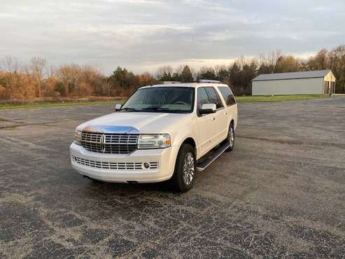 2010 Lincoln Navigator L 4x4 ONE OWNER - cars & trucks - by dealer -... for sale in Grand Blanc, MI