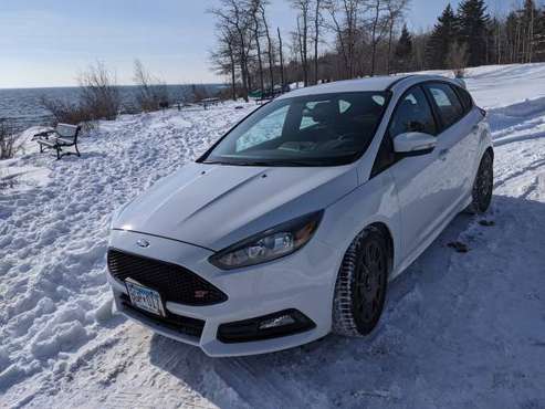 Ford Focus ST 2018 for sale in Duluth, MN