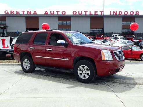2010 GMC Yukon SLT 4X4 AUTO 5.3L V8 HEATED LEATHER LOW MILES 96K, Red for sale in Gretna, KS