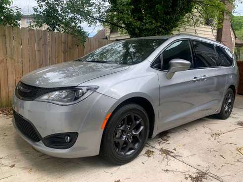 2018 Pacifica S with Transfer Seat for sale in Washington, District Of Columbia