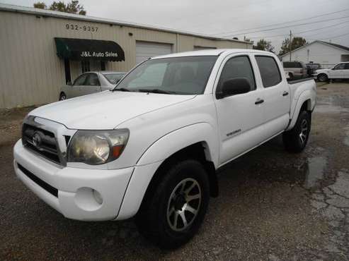 2009 Toyota Tacoma 4 Door 4WD - cars & trucks - by owner - vehicle... for sale in Jonesboro, AR