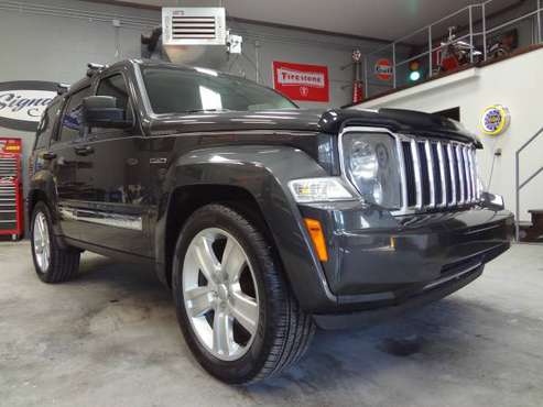2011 Jeep Liberty Sport Jet Edition 4X4 - cars & trucks - by dealer... for sale in Brockport, NY