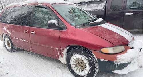 1998 chrysler Town and Country - cars & trucks - by owner - vehicle... for sale in North Pole, AK