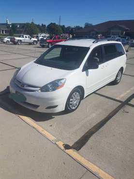 2008 Toyota Sienna LE for sale in Tilden, IA