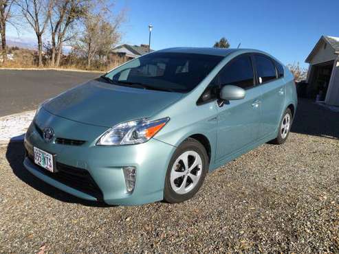 2014 Toyota Prius 55,000 LOW miles - cars & trucks - by owner -... for sale in Baker City, OR