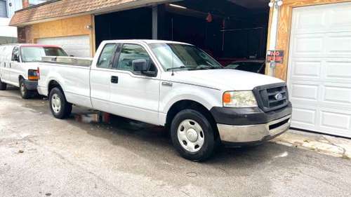 2007 Ford F-150 V8 - cars & trucks - by owner - vehicle automotive... for sale in Delray Beach, FL