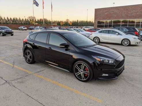 2016 Ford Focus ST - cars & trucks - by owner - vehicle automotive... for sale in Kettering, OH