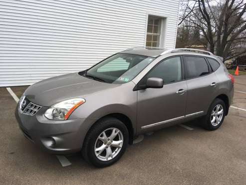 2011 Nissan Rogue SV - cars & trucks - by dealer - vehicle... for sale in Quarryville, PA