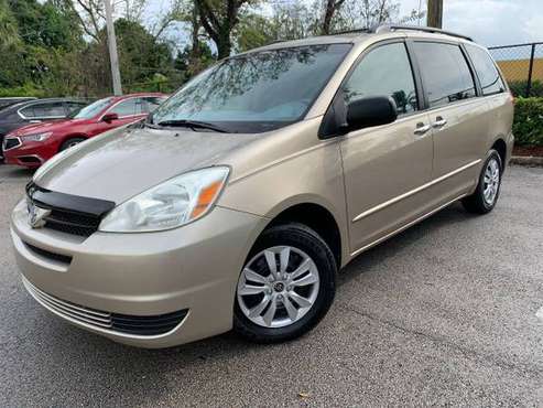 TOYOTA SIENNA LE - cars & trucks - by owner - vehicle automotive sale for sale in Sunrise, FL