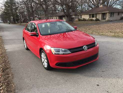 2013 Volkswagen Jetta 2.5 - cars & trucks - by owner - vehicle... for sale in Louisville, KY