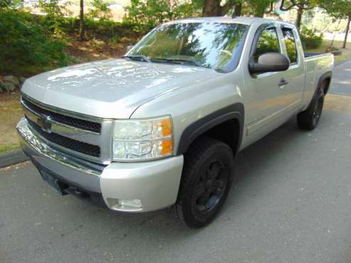 2008 Chevrolet Silverado 1500 - cars & trucks - by dealer - vehicle... for sale in Waterbury, CT