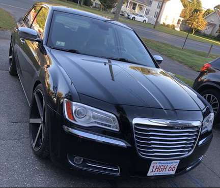 2011 Chrysler 300C for sale in Chicopee, MA