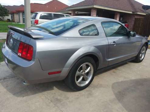 2006 Ford mustang 2000 down enganchee for sale in McAllen, TX