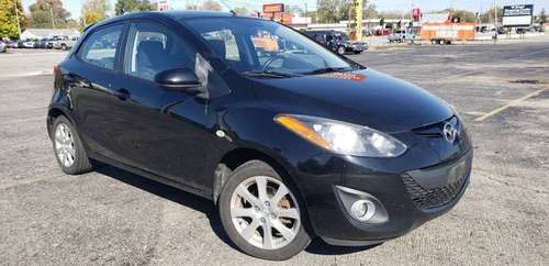 Mazda Mazda2 2011 one owner - cars & trucks - by dealer - vehicle... for sale in Indianapolis, IN
