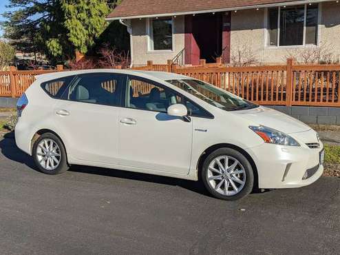 2012 Toyota Prius V 5 - cars & trucks - by owner - vehicle... for sale in Portland, OR