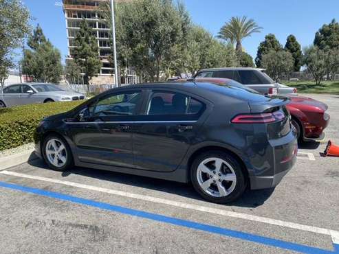 2014 CHEVROLET VOLT (Low Miles) - cars & trucks - by owner - vehicle... for sale in Marina Del Rey, CA