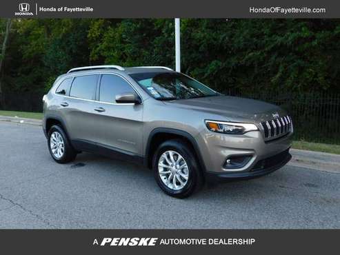 2019 *Jeep* *Cherokee* *Latitude 4x4* COFFEE for sale in Fayetteville, AR