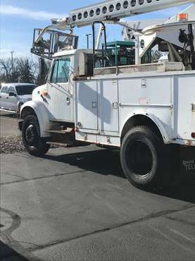 Bucket Truck - cars & trucks - by owner - vehicle automotive sale for sale in West Chicago, IL