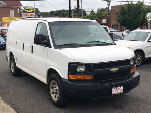 🚗 2010 CHEVROLET EXPRESS CARGO 1500 for sale in Milford, CT