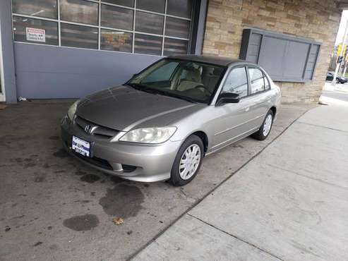 2005 HONDA CIVIC - cars & trucks - by dealer - vehicle automotive sale for sale in MILWAUKEE WI 53209, WI