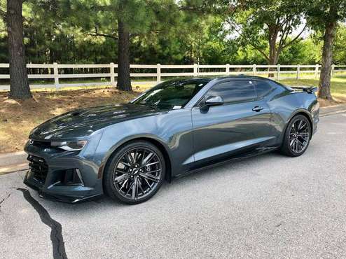 2019 CHEVROLET CAMARO ZL1 ONLY 1,700 MILES! RECARO LEATHER! MINT COND! for sale in Norman, KS