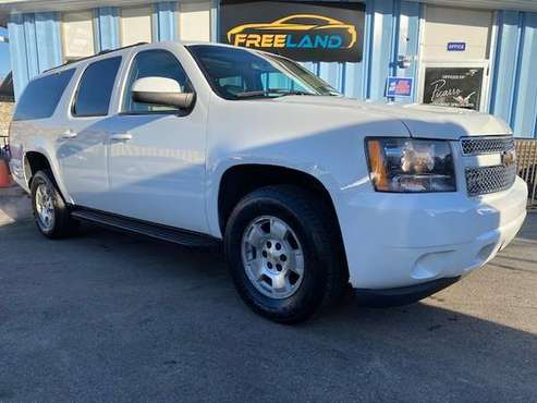 2007 Chevy Suburban - - by dealer - vehicle automotive for sale in Waukesha, WI