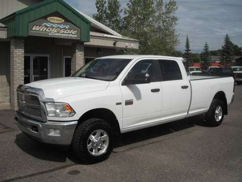 2011 dodge ram 2500 crew cab long box 4x4 hemi V8 4wd for sale in Forest Lake, WI