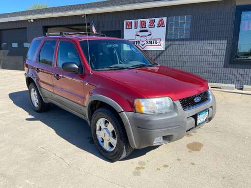 2001 Ford Escape XLT - - by dealer - vehicle for sale in Rochester, MN
