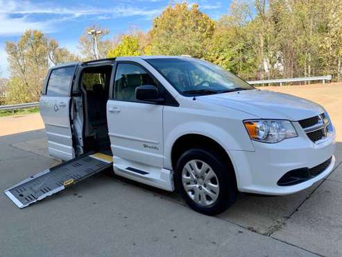 2014 Dodge Grand Caravan Wheelchair Accessible Ramp *Handicap Van*... for sale in Columbus, OH