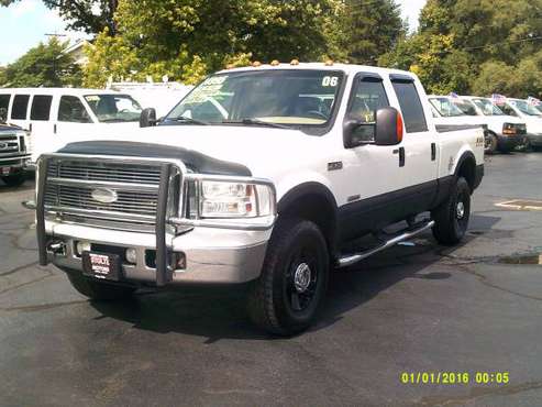 RUST FREE 2006 Ford F-250 Super Duty Lariat 4dr Crew Cab 4WD - cars... for sale in TROY, OH