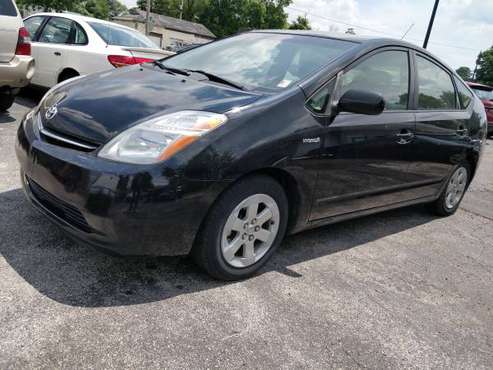 2007 Toyota Prius Hybrid 4dr Runs great! - cars & trucks - by dealer... for sale in Muncie, IN