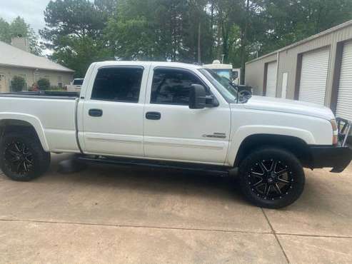 2005 Chevrolet LT 2500 Duramax, 220, 000 miles, few dents but looks for sale in Puckett, MS