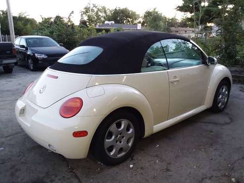 Gorgeous Cream GLS Beetle Convertible with Free Warranty! for sale in Sturtevant, WI
