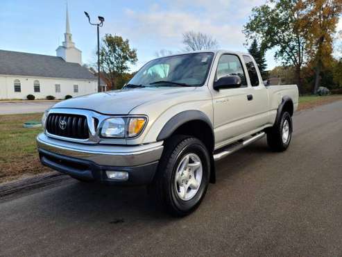 2004 Toyota Tacoma - cars & trucks - by owner - vehicle automotive... for sale in GUILDERLAND, NY