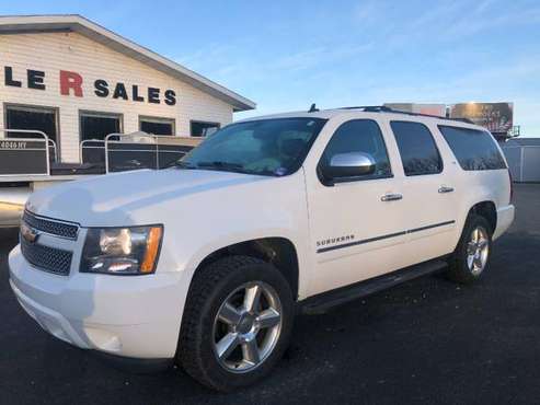 2014 Chevrolet Suburban LTZ 1500 Clean and Ready to go! - cars & for sale in Stockholm, MN