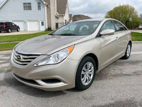 2011 Hyundai Sonata - - by dealer - vehicle automotive for sale in Whiteland, IN