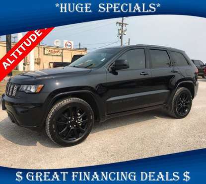 2018 Jeep Grand Cherokee Altitude - Special Savings! - cars & trucks... for sale in Whitesboro, TX