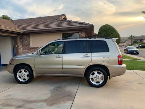 2007 Toyota Highlander - cars & trucks - by owner - vehicle... for sale in Saint George, UT