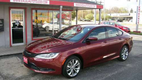 2016 Chrysler 200 S - Buy Here Pay Here - Drive Today for sale in Toledo, OH